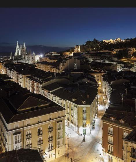 Buhardilla Con Vistas A La Catedral Lägenhet Burgo Exteriör bild